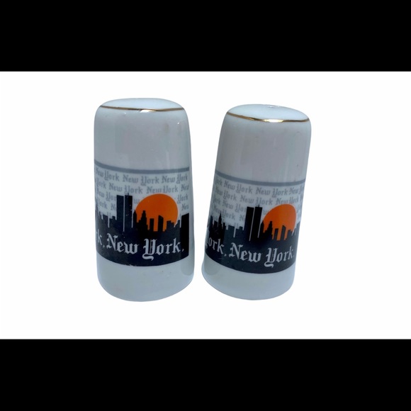 Vintage New York City Skyline Salt Pepper Shaker Set World Trade Empire State - Picture 4 of 8